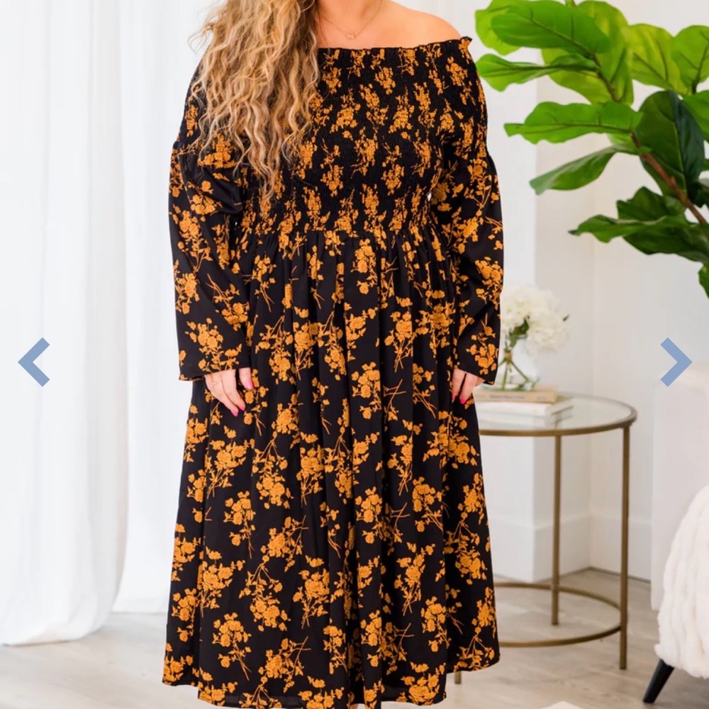 Chic Soul Black and Gold Floral Long Sleeve Dress 3X